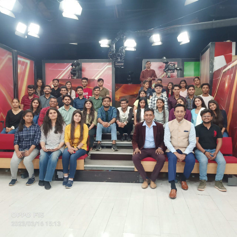  media visit to News 18 India