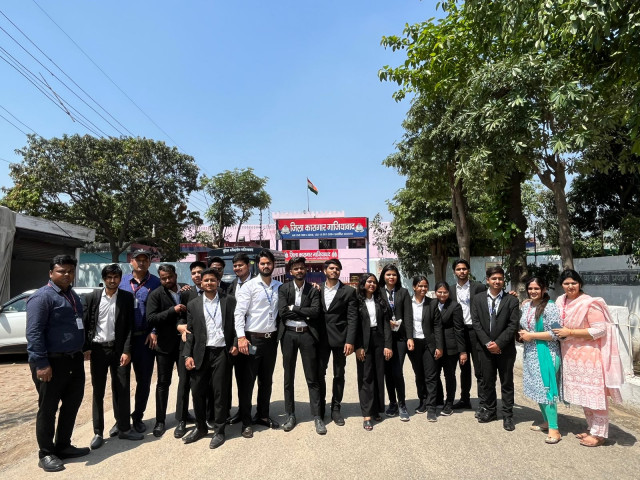 The students of IAMR Law College visited the District Jail (Dasna Jail) Ghaziabad
