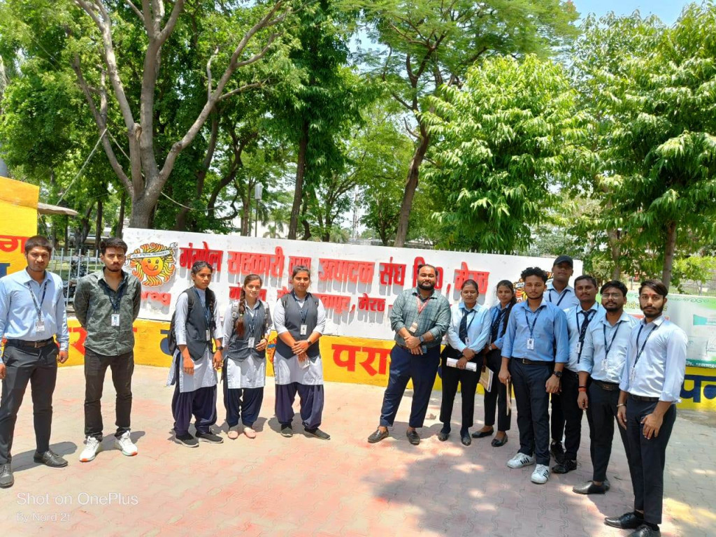 Industrial Visit at Parag Dairy 