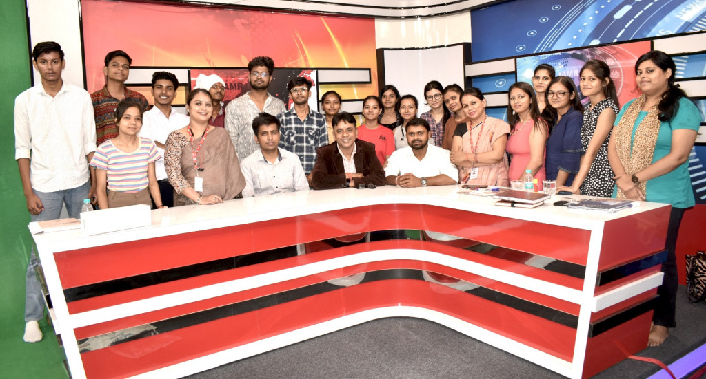  IAMR College organized a 7-day induction program at the T.V STUDIO. 