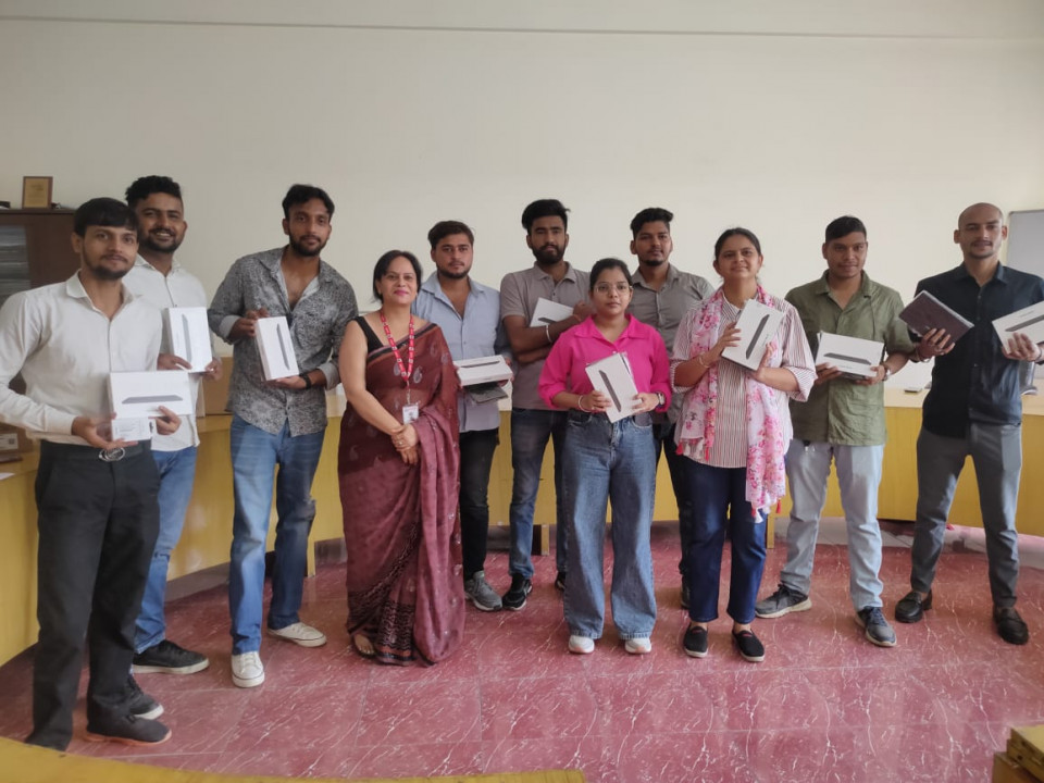 Tablets distributed to young students under Digitally scheme 