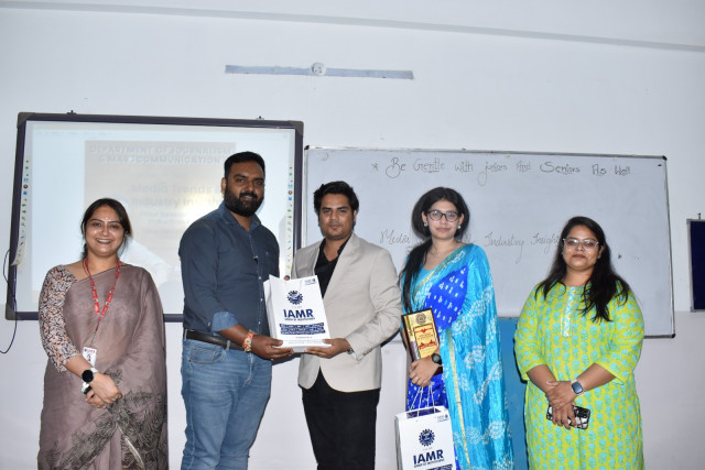 Alumni talk - Zenab Hashmi
