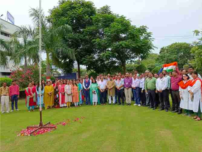 75th Independence Day was celebrated with great enthusiasm and respect at IAMR Group of Institute.